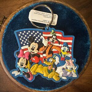 Disney Keychain | Disney Mickey Mouse Group Portrait